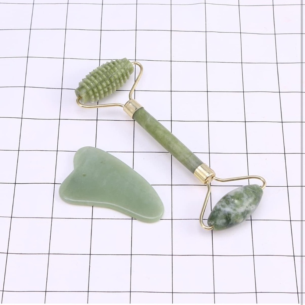 3pc Carved Jade Facial Roller Ball Set AND Jade Gua Sha Massage Set, Bea…​​​ - Picture 9 of 9